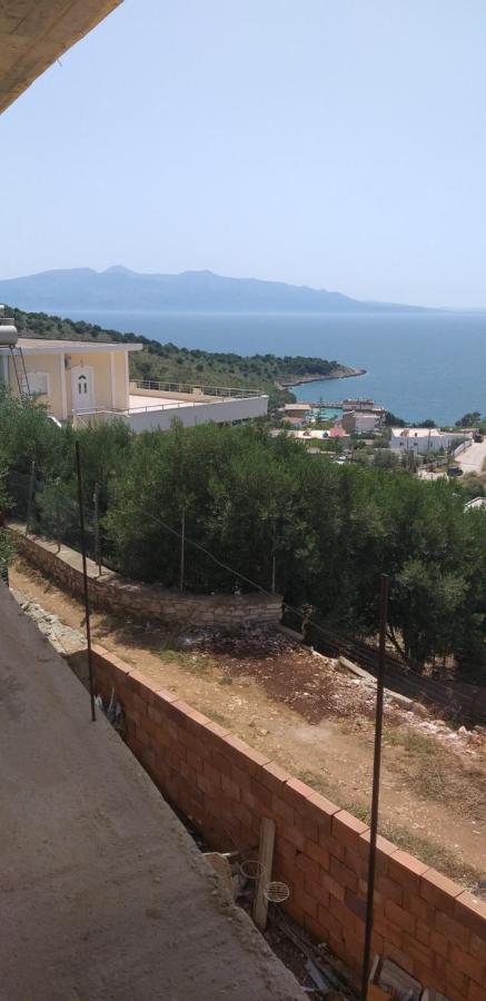 Holidays In Saranda Экстерьер фото